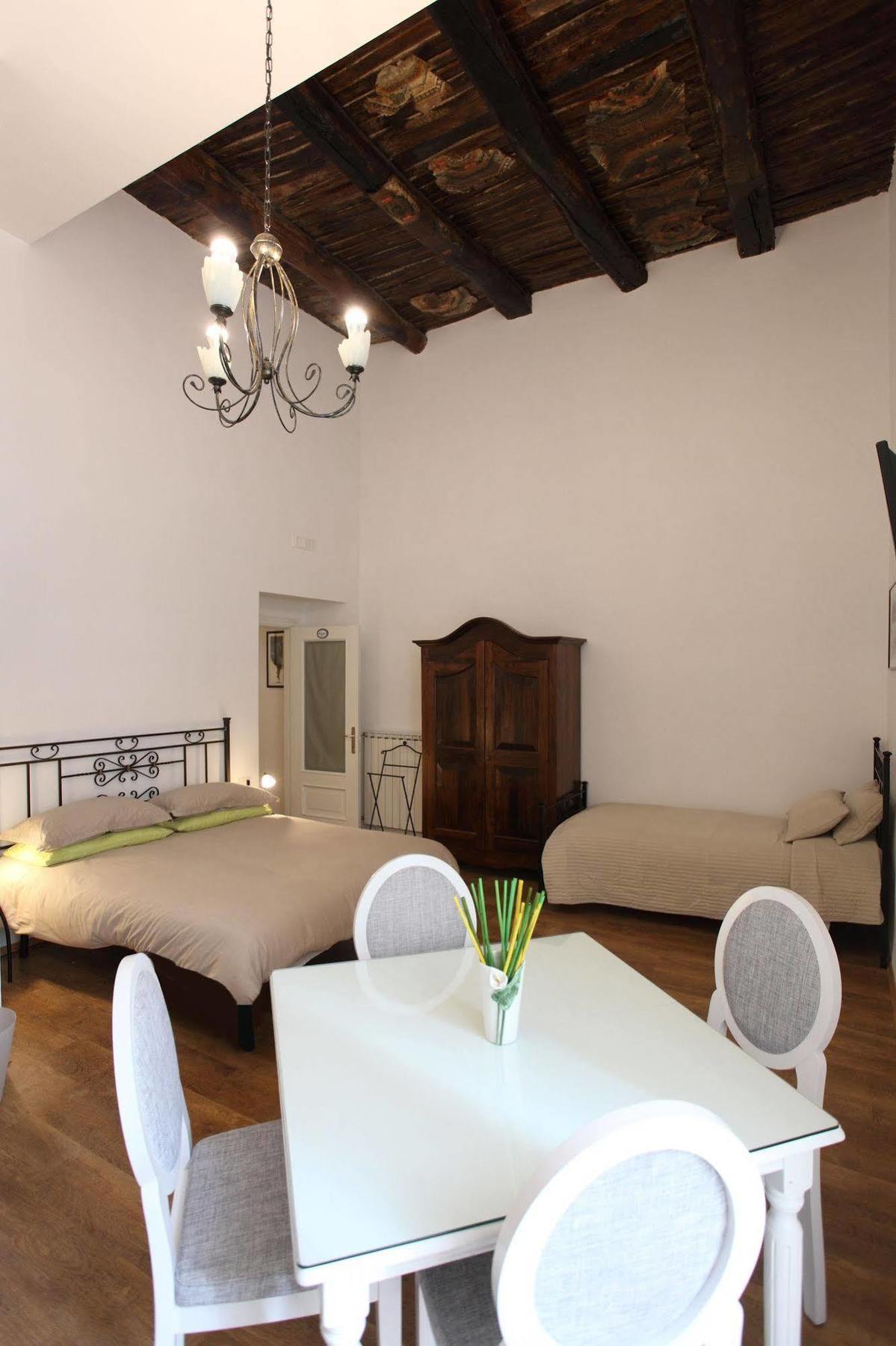 Bed and Breakfast Napoli Pietrasanta Lt Экстерьер фото
